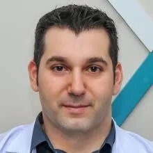 Op. Dr. Sıtkı Eren — Göz Hastalıkları, Muratpaşa, Antalya. Portre fotoğrafı.