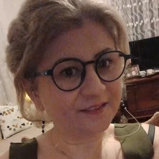 Uzm. Dr. Ayşe Gül Bilen — Adli Tıp, Ankara. Portre fotoğrafı.