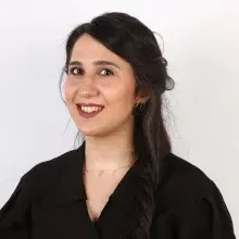 Fzt. Gülşah Erkent — Fizyoterapi Ve Rehabilitasyon. Portre fotoğrafı.