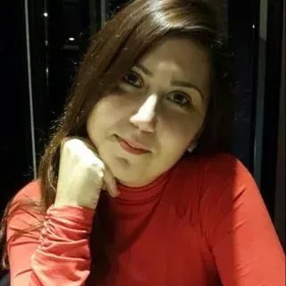 Psk. Begüm Siyam Acar — Psikoloji, Karabük. Portre fotoğrafı.