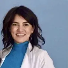 Op. Dr. Özlem Türk — Kulak Burun Boğaz, Eskişehir. Portre fotoğrafı.