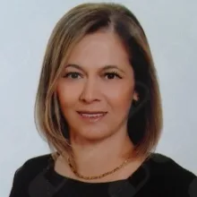 Op. Dr. Sema Etiz Sayharman — Kadın Hastalıkları Ve Doğum, İstanbul. Portre fotoğrafı.