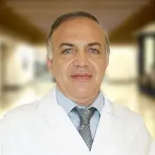 Uzm. Dr. Serdar Eren — Gastroenteroloji, Üsküdar, İstanbul. Portre fotoğrafı.