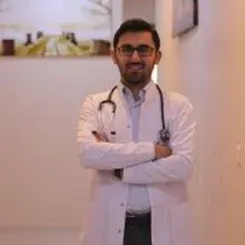 Dr. Mehmet Özkent — İzmir. Portre fotoğrafı.