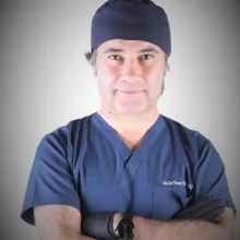 Op. Dr. Taner Çavumirza — Çankaya, Ankara. Portre fotoğrafı.