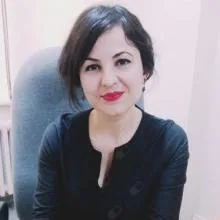 Psk. Şeyda Yelçi — Psikoloji, İzmir. Portre fotoğrafı.