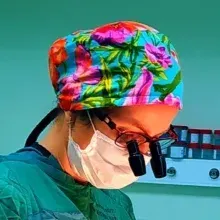 Doç. Dr. Emine Şeyma Denli Yalvaç — Kalp Ve Damar Cerrahisi, İstanbul. Portre fotoğrafı.