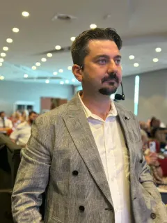 Dr. Fırat Sungar profilinde yer alan galeri fotoğrafı.