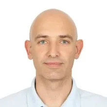 Prof. Dr. Ulaş Kumbasar — Göğüs Cerrahisi, Altındağ, Ankara. Portre fotoğrafı.