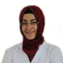 Dt. Ayşegül Totan Hatipoğlu — Diş Hekimi, Selçuklu, Konya. Portre fotoğrafı.