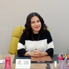 Psk. Ceren Aslan — Psikoloji. Portre fotoğrafı.