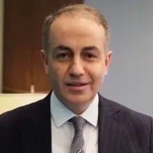 Doç. Dr. Mehmet Burak Yalçın — Ortopedi Ve Travmatoloji, Bahçelievler, İstanbul. Portre fotoğrafı.