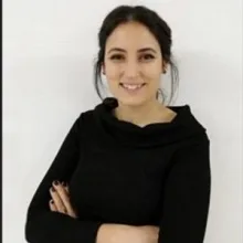Psk. E. Pınar Güneş Keysan — Psikoloji, Denizli. Portre fotoğrafı.