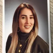 Psk. Halise Adak. Portre fotoğrafı.