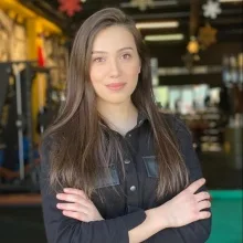 Dyt. Hande Kedici — Diyetisyen, Ankara. Portre fotoğrafı.