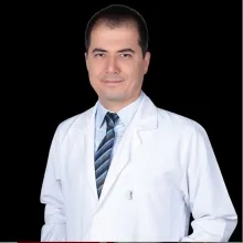 Doç. Dr. Ali Özgür Ersoy — Gaziantep. Portre fotoğrafı.