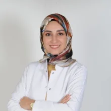 Dr. Dt. Şule Sayan — Kayseri. Portre fotoğrafı.