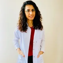 Dyt. Cansu Aydın — Diyetisyen, Erzurum. Portre fotoğrafı.