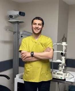 Op. Dr. Yusuf Tüylü profilinde yer alan galeri fotoğrafı.