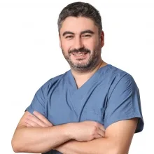 Dt. Mustafa Kaleli — Diş Hekimi, İlkadım, Samsun. Portre fotoğrafı.