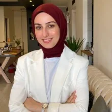 Psk. Adile Nur Koyuncu — Psikoloji. Portre fotoğrafı.