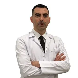 Dr. Öğr. Üyesi Aşkın Onur — Göz Hastalıkları, Düzce. Portre fotoğrafı.