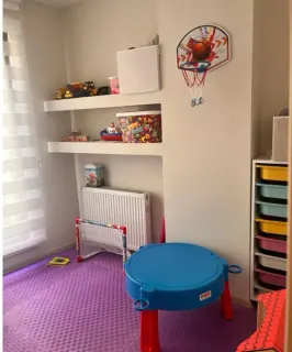 Dkt. Yurdagül Erdal profilinde yer alan galeri fotoğrafı.