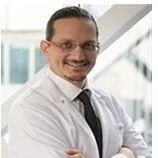 Dr. Öğr. Üyesi Soner Büyükkınacı — Beyin Ve Sinir Cerrahisi, İstanbul. Portre fotoğrafı.