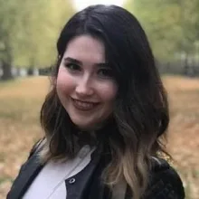 Uzm. Dr. Selcen Sümeyra Güney Uzunköprü — İzmir. Portre fotoğrafı.
