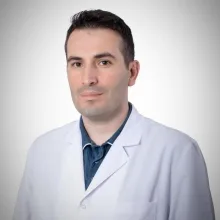 Uzm. Dr. Süleyman Akarsu — Psikiyatri, Akdeniz, Mersin. Portre fotoğrafı.