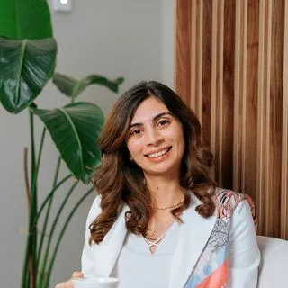 Uzm. Dr. Kevser Asena Çakan Başerdem — Çocuk Sağlığı Ve Hastalıkları, Sakarya. Portre fotoğrafı.