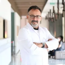 Prof. Dr. Fahri Yetişir — Keçiören, Ankara. Portre fotoğrafı.