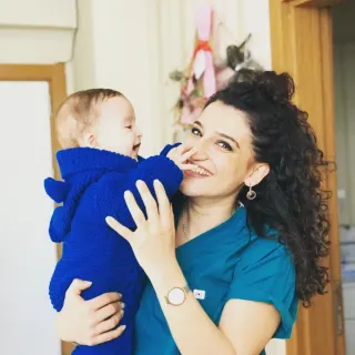 Op. Dr. Serap Durmuşoğlu profilinde yer alan galeri fotoğrafı.
