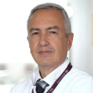 Op. Dr. Emin Engin Ovalıoğlu — Genel Cerrahi, Bursa. Portre fotoğrafı.