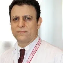 Uzm. Dr. İlhami Gültepe — İç Hastalıkları, Gaziosmanpaşa, İstanbul. Portre fotoğrafı.