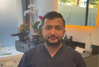 Dt. Uğur Mester profilinde yer alan galeri fotoğrafı.