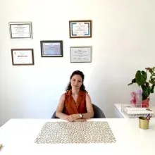 Dyt. Fatma Eke — Diyetisyen, Antalya. Portre fotoğrafı.