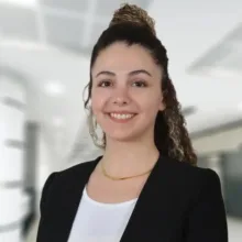 Kl. Psk. Gamze Akbulut — Psikoloji, İstanbul. Portre fotoğrafı.