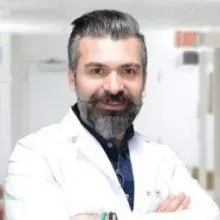 Op. Dr. Mustafa Karakuş — Beyin Ve Sinir Cerrahisi, Batman. Portre fotoğrafı.