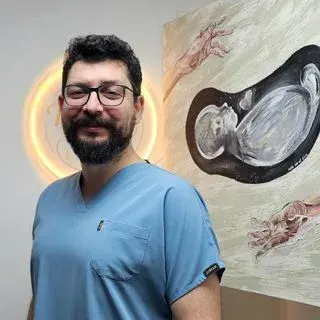 Op. Dr. Kaan Eray Uzun — Kadın Hastalıkları Ve Doğum, Tekirdağ. Portre fotoğrafı.