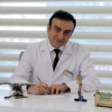 Uzm. Dr. Mehmet Portakal — Şişli, İstanbul. Portre fotoğrafı.