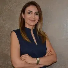 Op. Dr. Leylant Ova Demirtaş — Kadın Hastalıkları Ve Doğum, Aydın. Portre fotoğrafı.
