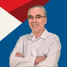 Dr. Öğr. Üyesi Adem Eroğlu — Göz Hastalıkları, Bağcılar, İstanbul. Portre fotoğrafı.