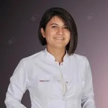 Op. Dr. Özlem Öner — Göz Hastalıkları. Portre fotoğrafı.