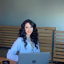 Dyt. Eylem Beyza Çetinkaya — Diyetisyen, Ankara. Portre fotoğrafı.