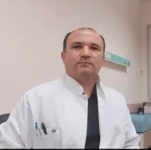 Uzm. Dr. İhsan Habiboğlu — İç Hastalıkları, Esenyurt, İstanbul. Portre fotoğrafı.