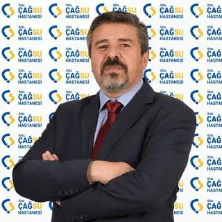 Doç. Dr. Celalettin Karatepe — Kalp Ve Damar Cerrahisi, Bolu. Portre fotoğrafı.