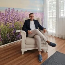 Psk. Murat Özdemir — Psikoloji, İzmir. Portre fotoğrafı.