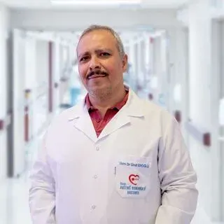 Uzm. Dr. Ümit Eroğlu — Çocuk Sağlığı Ve Hastalıkları, Osmangazi, Bursa. Portre fotoğrafı.