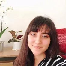 Dyt. Didem Tıraş — Diyetisyen. Portre fotoğrafı.